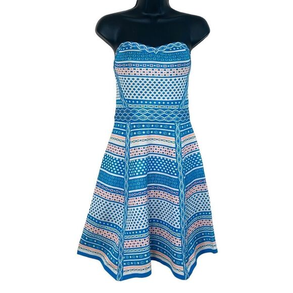 Gold Label WOW Couture Strapless Fit Flare Geometric Knit Dress Sz S - Picture 1 of 12